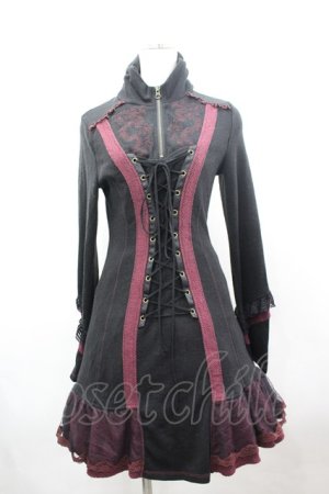 画像: Ozz Croce / フロント編み上げハイネック長袖ワンピース  黒Ｘボルドー I-26-03-16-087-OO-OP-SA-ZI