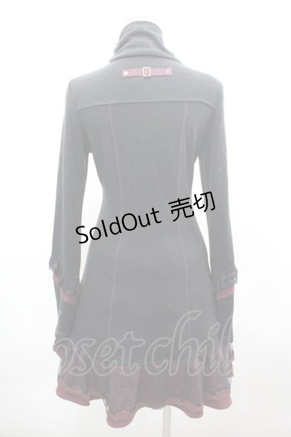 画像3: Ozz Croce / フロント編み上げハイネック長袖ワンピース  黒Ｘボルドー I-26-03-16-087-OO-OP-SA-ZI (3)