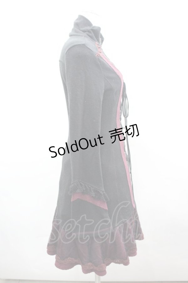 画像4: Ozz Croce / フロント編み上げハイネック長袖ワンピース  黒Ｘボルドー I-26-03-16-087-OO-OP-SA-ZI (4)