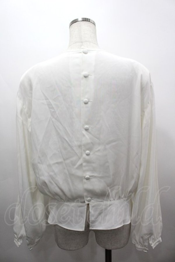画像3: INGEBORG / ダブルリボンピンタックブラウス  白 I-26-03-16-011-LO-BL-SA-ZI (3)