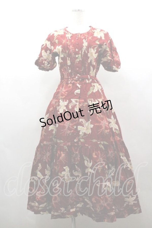 画像1: INGEBORG / 百合柄半袖ワンピース  赤Ｘ白 I-26-03-16-099-LO-OP-SA-ZI (1)