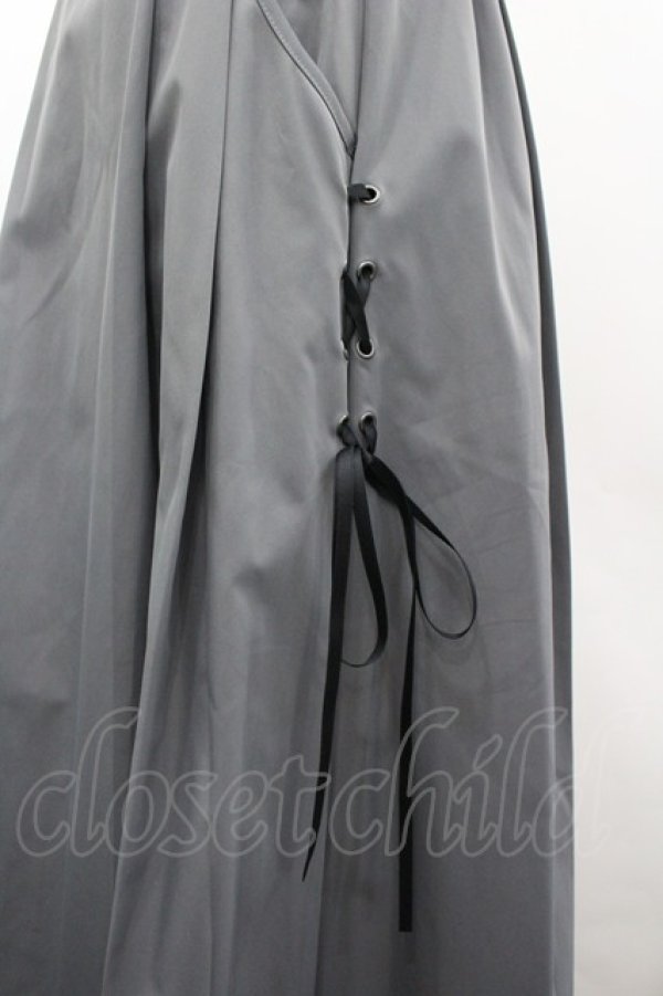 画像3: axes femme POETIQUE / タックデザイン袴パンツ  グレー I-26-03-19-100-AX-PA-SA-ZI (3)