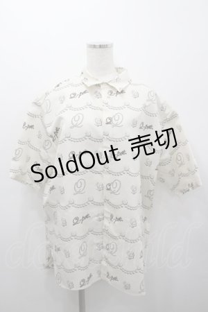 画像: Q-pot. / パールホイップシャツ ユニセックス 白 I-26-03-23-001-QP-BL-SA-ZI