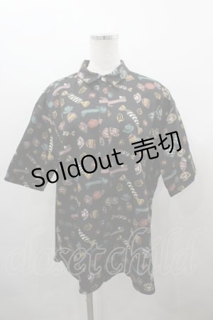 画像: Q-pot. / シャイニーキャンディシャツ ユニセックス 黒 I-26-03-23-005-QP-BL-SA-ZI