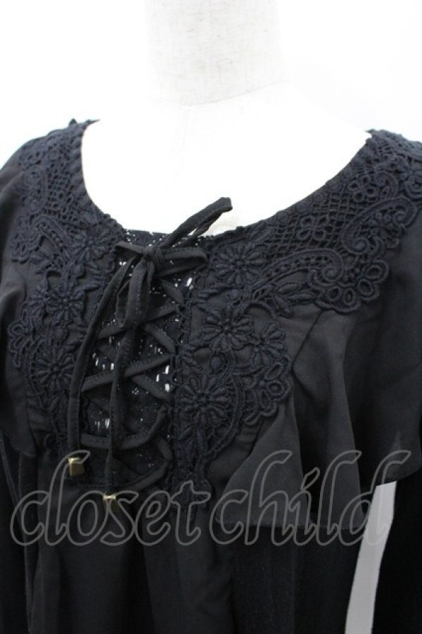 画像2: axes femme / ラッフル袖デザインプルオーバー  黒 I-26-03-23-008-AX-TO-SA-ZI (2)