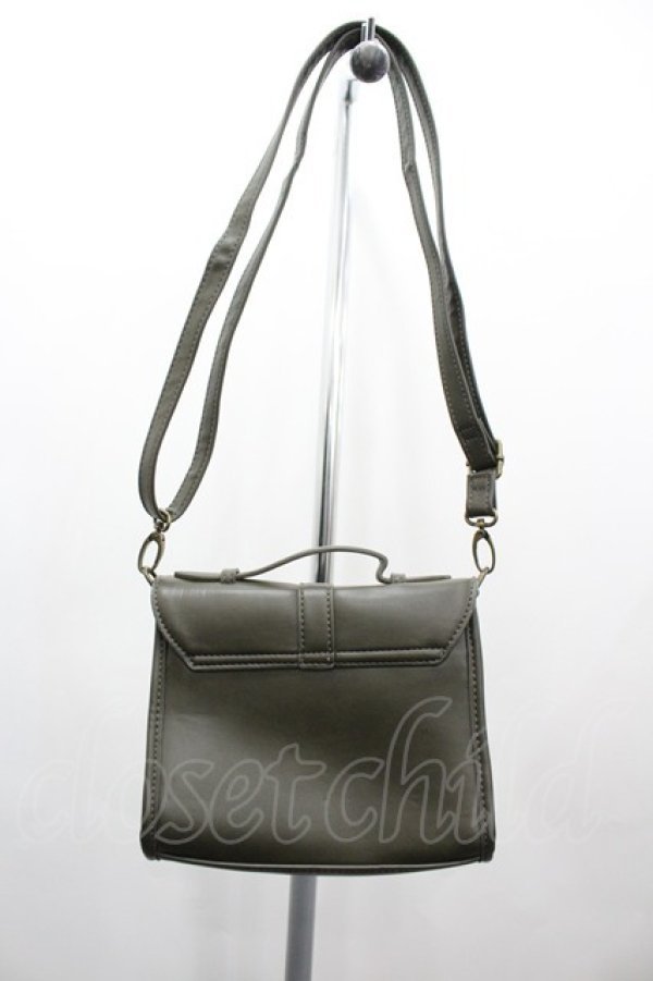 画像2: axes femme / フラップ刺繍スクエアバッグ  カーキ I-26-03-23-098-AX-BG-SA-ZI (2)