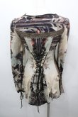 画像3: OZZ ANGELO / 絵画総柄チュール重ねカットソー  ブラウン I-26-03-23-026-OO-TO-SA-ZI (3)