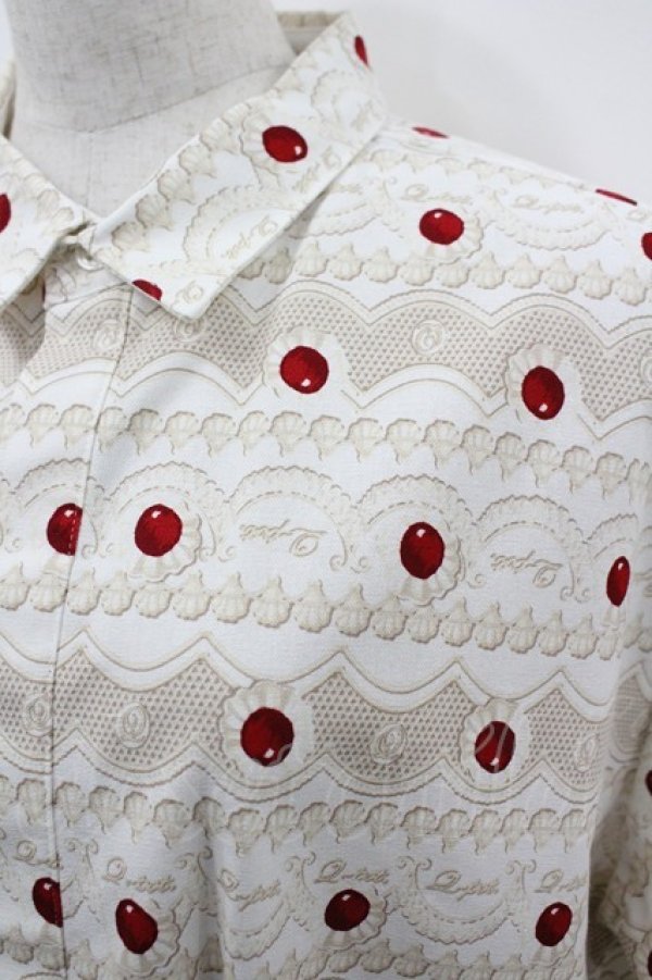 画像2: Q-pot. / チェリーポルカドットドレスシャツ  白ｘ赤 I-26-03-23-003-QP-BL-SA-ZI (2)