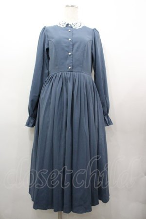 画像: m petit by misako / AM*レースエリプリーツワンピース M 中青 I-26-03-25-055-LO-OP-SA-ZI