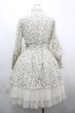 画像2: LODISPOTTO / 小花柄ハイネックワンピース  アイボリー I-26-04-01-072-LO-OP-SA-ZI (2)