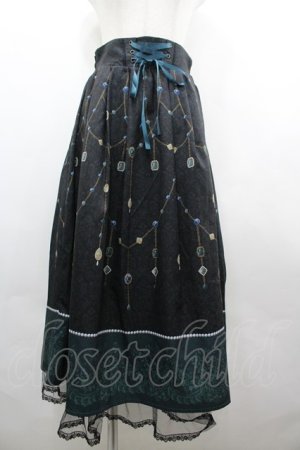 画像: axes femme / オーナメントジュエリー柄スカート  黒 I-26-04-01-106-AX-SK-SA-ZI