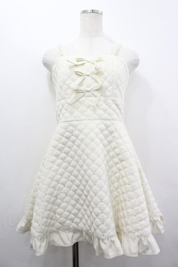 画像1: Honey Cinnamon / 肩パールキルティングジャンパースカート F 白 I-26-04-03-043-LO-OP-TE-ZI (1)