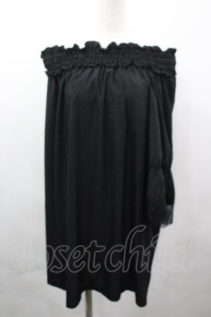 画像: Na+H / vioオフショルダーワンピース  黒 I-26-04-03-030-PU-OP-SA-ZI