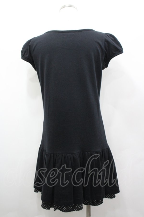 画像3: MILK / ロゴ刺繍&裾ドット半袖カットワンピース  黒Ｘ白 I-26-04-06-044-ML-OP-SA-ZI (3)