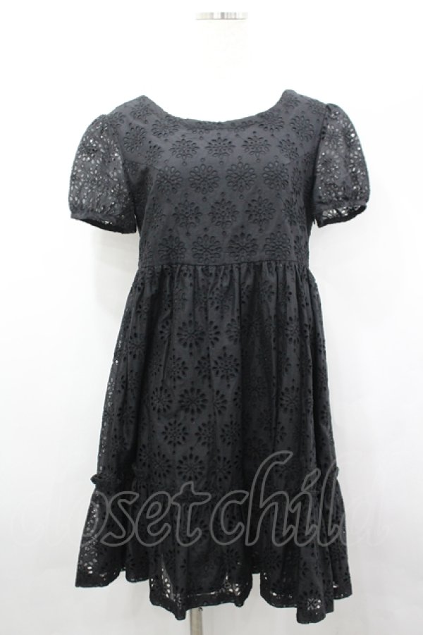 画像1: Jane Marple / フラワーレース半袖ワンピース  黒 I-26-04-06-058-JM-OP-SA-ZI (1)