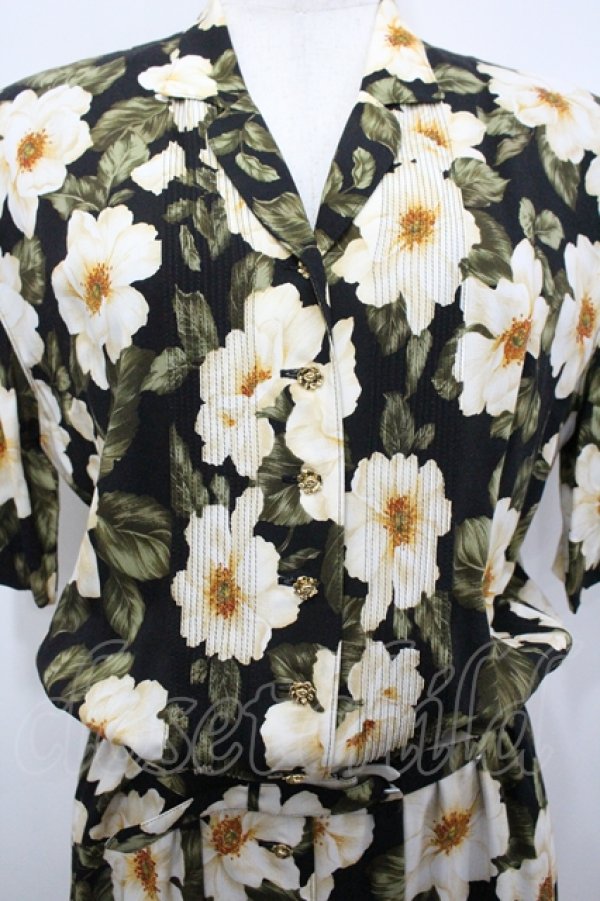 画像2: INGEBORG / 花柄開襟ワンピース  黒 I-26-04-06-069-LO-OP-TE-ZI (2)