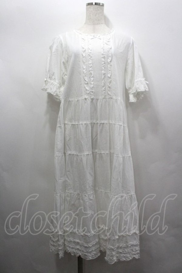 画像1: PINK HOUSE / ピンタックフリル半袖ワンピース  白 I-26-04-06-079-LO-OP-SA-ZI (1)