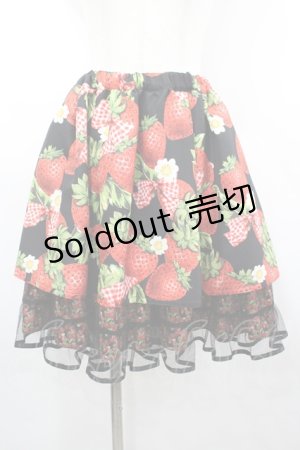 画像: Emily Temple cute / Contrast ストロベリースカート  黒Ｘ赤 I-26-04-06-086-ET-SK-SA-ZI