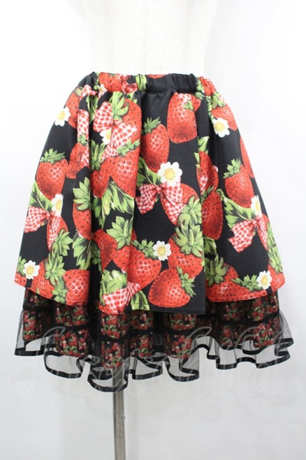 画像1: Emily Temple cute / Contrast ストロベリースカート  黒Ｘ赤 I-26-04-06-086-ET-SK-SA-ZI (1)