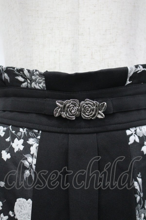 画像2: axes femme / ローズベルト付きジャカードスカート  黒Ｘ白 I-26-04-06-092-AX-SK-SA-ZI (2)