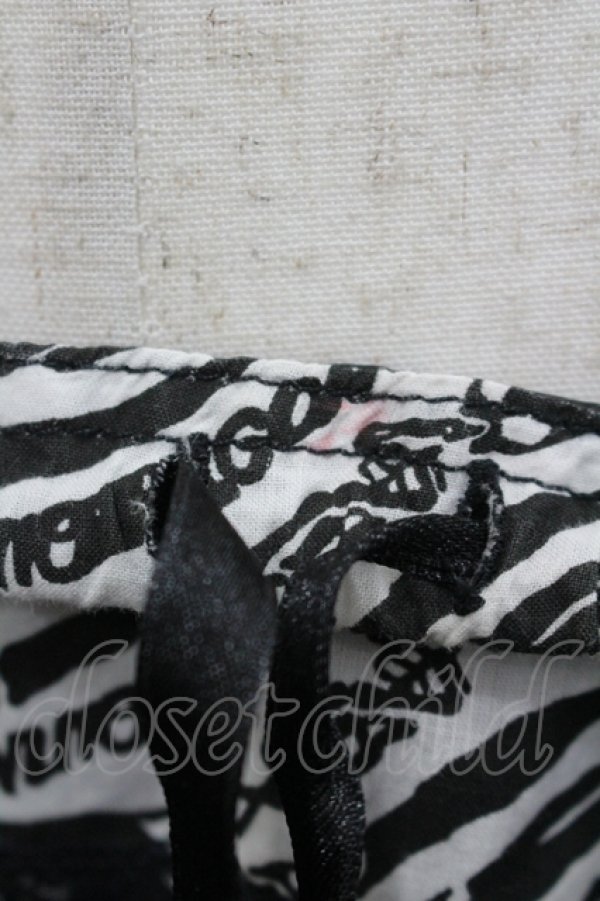 画像2: ALGONQUINS / スカルゼブラ柄イレヘムミニスカート  ブラック×ホワイト I-26-04-06-099-AL-SK-SA-ZI (2)