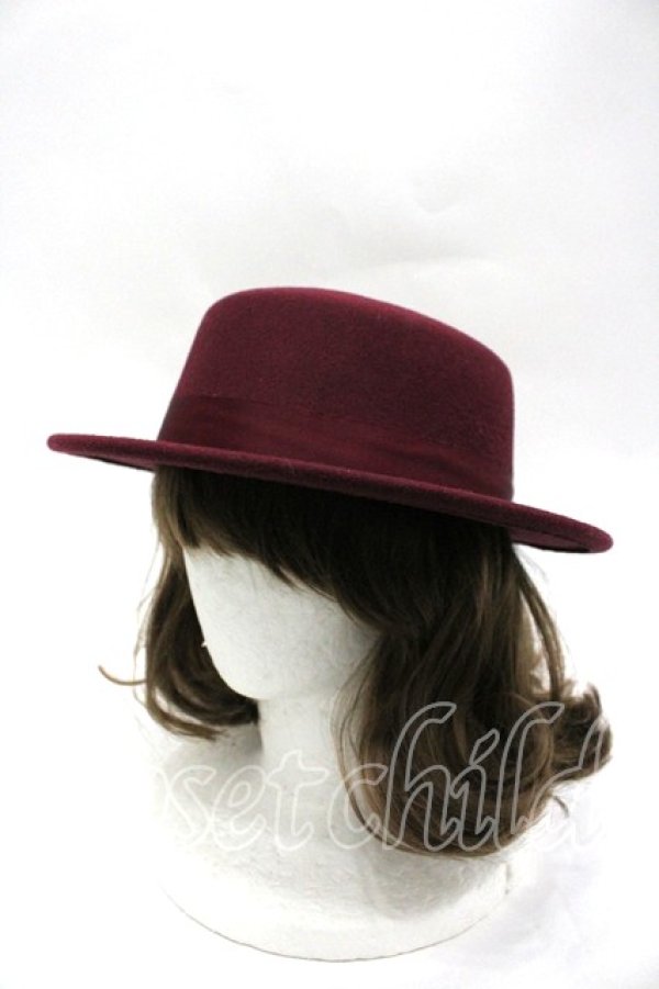 画像1: m petit by misako / サンリオキャラクターズコラボ ハローキティ カンカン帽  ワイン I-26-04-06-114-LO-AC-TE-ZI (1)