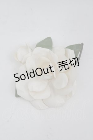 画像: INGEBORG / フラワーコサージュ  白 I-26-04-06-120-LO-AC-TE-ZI