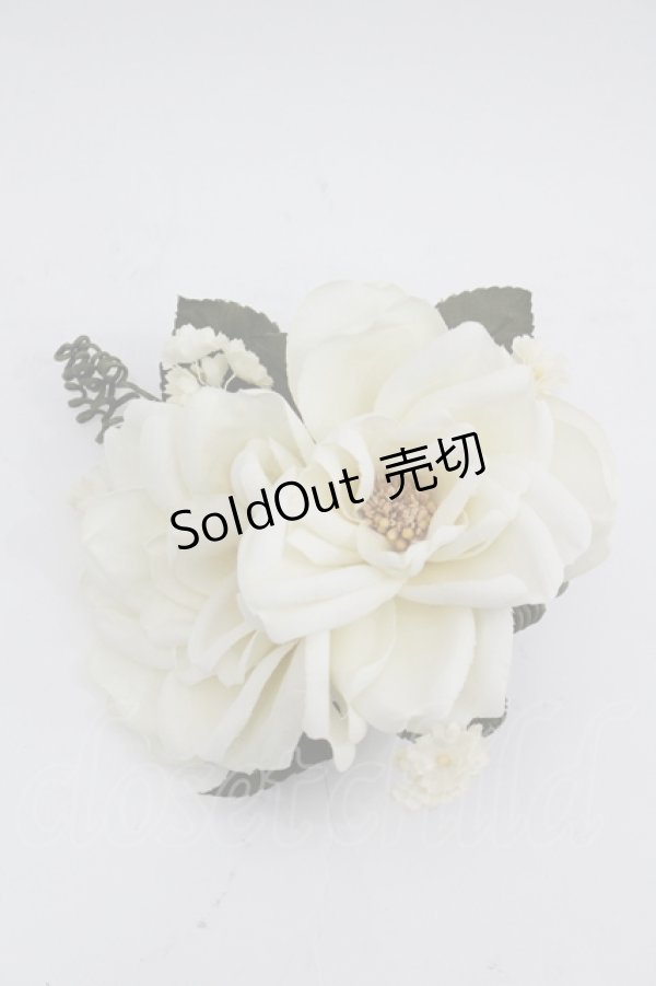 画像1: INGEBORG / フラワーコサージュ  白 I-26-04-06-121-LO-AC-TE-ZI (1)