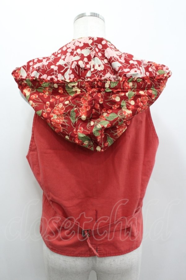 画像2: PINK HOUSE / チェリー柄フード付ベスト  赤 I-26-04-06-023-LO-TO-TE-ZI (2)