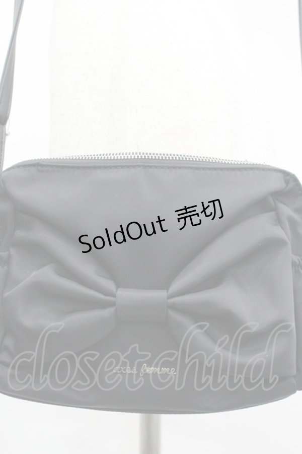 画像4: axes femme / リボン撥水ナイロンショルダー  黒 I-26-04-08-027-AX-BG-TE-ZI (4)