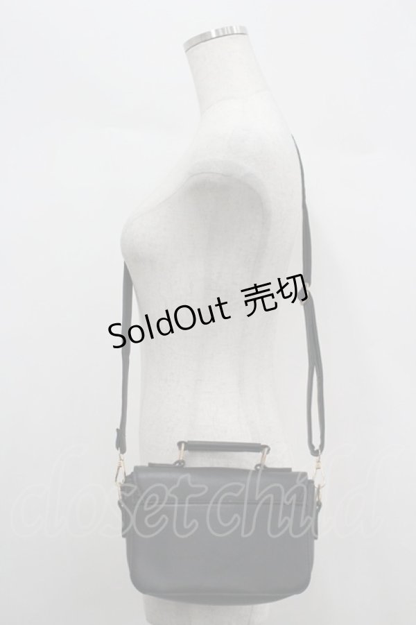 画像2: LOLITAその他(お買取対象外) / ピアノ型ショルダーバッグ  黒Ｘ白 I-26-04-08-032-LO-BG-SA-ZI (2)