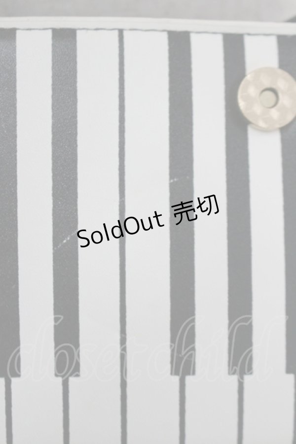 画像5: LOLITAその他(お買取対象外) / ピアノ型ショルダーバッグ  黒Ｘ白 I-26-04-08-032-LO-BG-SA-ZI (5)