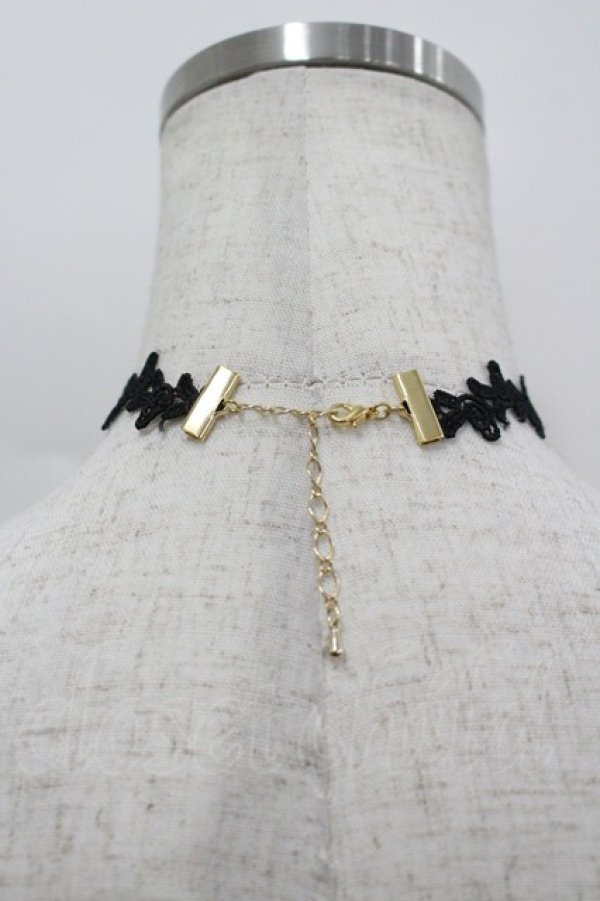 画像2: hiroko tokumine / エマカメオレースチョーカー  黒 I-26-04-08-006-LO-AC-SA-ZI (2)