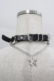 画像2: LOLITAその他(お買取対象外) / クロスチェーンベルトチョーカー  黒Ｘシルバー I-26-04-08-001-LO-AC-SA-ZI (2)
