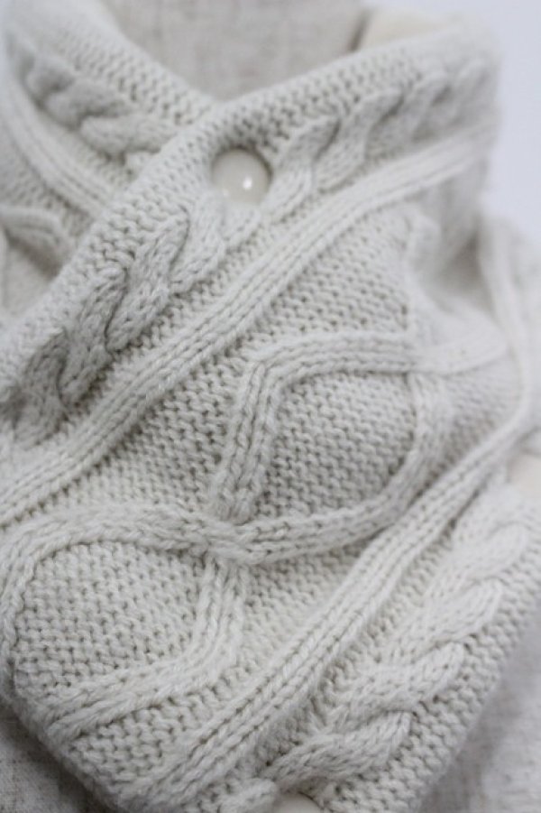 画像3: axes femme / ケーブル編みスヌーペット  キナリ I-26-04-08-009-AX-ZA-SA-ZI (3)