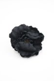 画像1: PINK HOUSE / パール使いフラワーコサージュ  黒 I-26-04-08-108-LO-ZA-TE-ZI (1)
