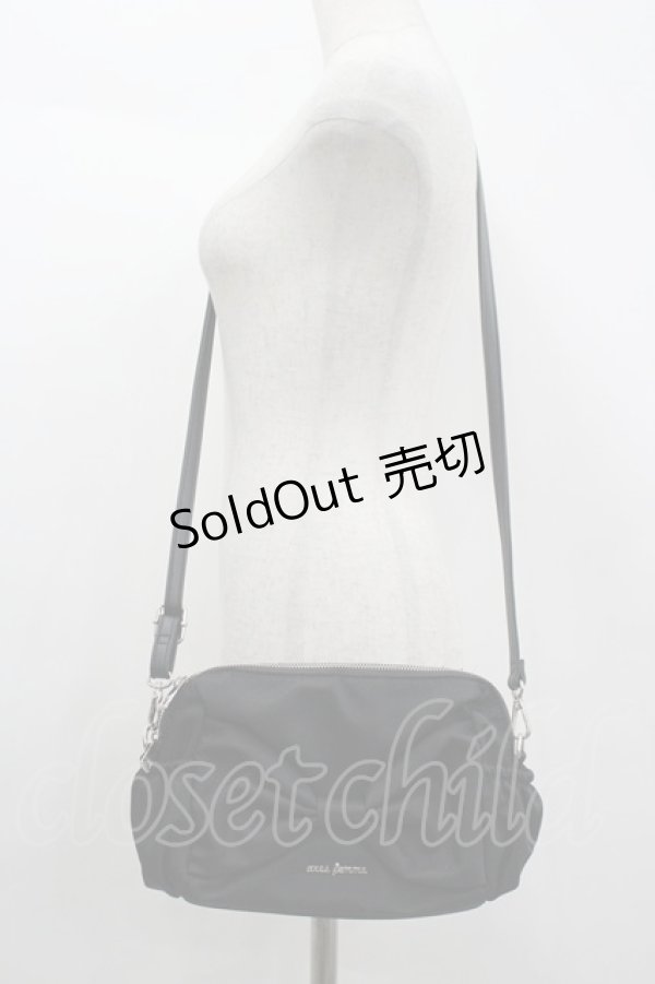 画像1: axes femme / リボン撥水ナイロンショルダー  黒 I-26-04-08-027-AX-BG-TE-ZI (1)