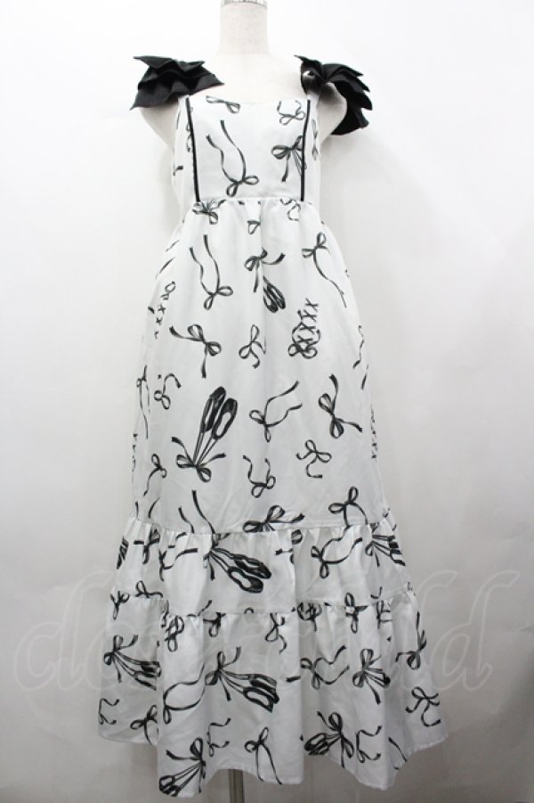 画像1: axes femme / トゥシューズ柄リボン付ワンピース F 白 I-26-04-10-052-AX-OP-TE-ZI (1)