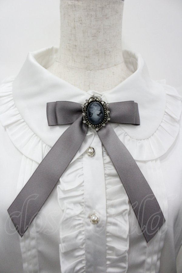 画像2: Amavel / Elegant Doll カメオリボンブラウス F アイボリー I-26-04-10-007-CA-BL-TE-ZI (2)