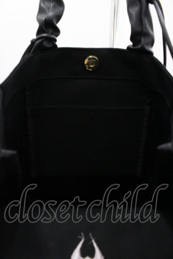 画像3: Maison de FLEUR / マレフィセント トートバッグ  黒 I-26-04-10-106-LO-BG-TE-ZI (3)