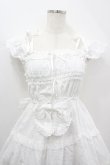 画像2: BABY,THE STARS SHINE BRIGHT / Innocent Ribbon Lace シャーリングジャンパースカート  白 I-26-04-12-037-BA-OP-SA-ZI (2)