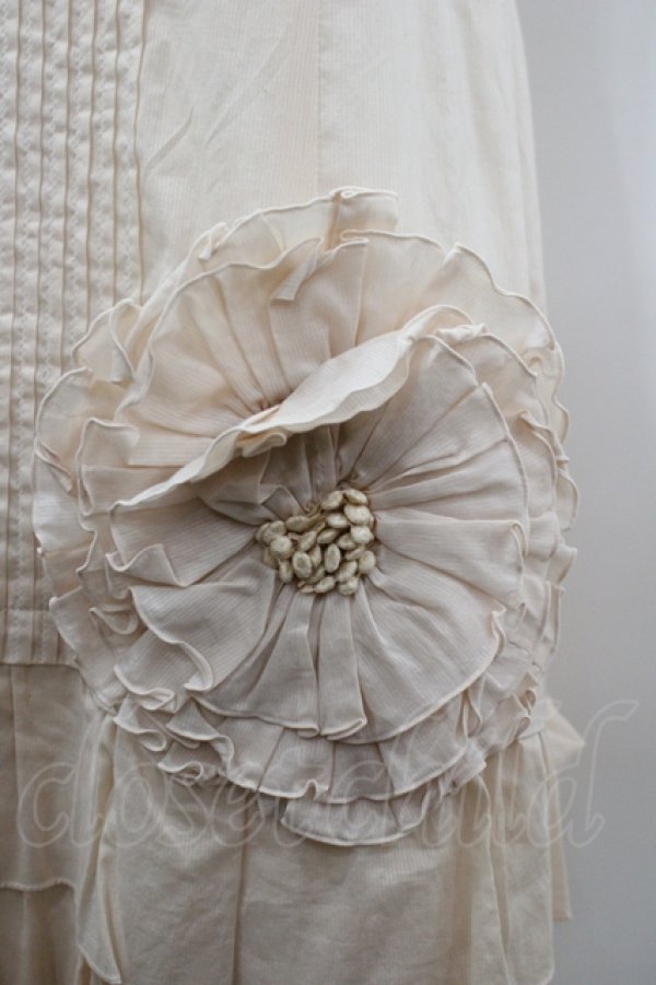 画像6: Emily Temple cute / フラワーモチーフコットンキャミワンピース  ピンクベージュ I-26-04-12-050-ET-OP-TE-ZI (6)