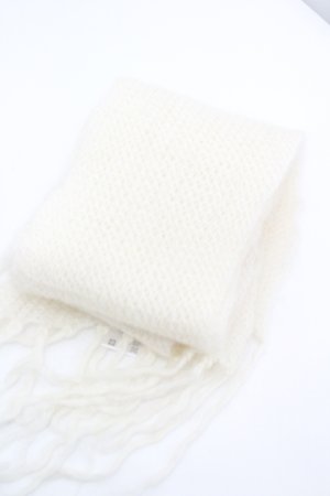 画像: Katie / FLUFFYマフラー  白 I-26-04-12-100-LO-ZA-SA-ZI