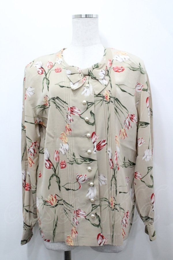 画像1: INGEBORG / チューリップ柄ブラウス  ベージュ I-26-04-12-003-LO-BL-SA-ZI (1)