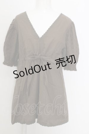 画像: 【SALE】axes femme / 後ろレースアップチュニック  カーキグリーン O-23-10-21-119-AX-TO-IG-ZT131
