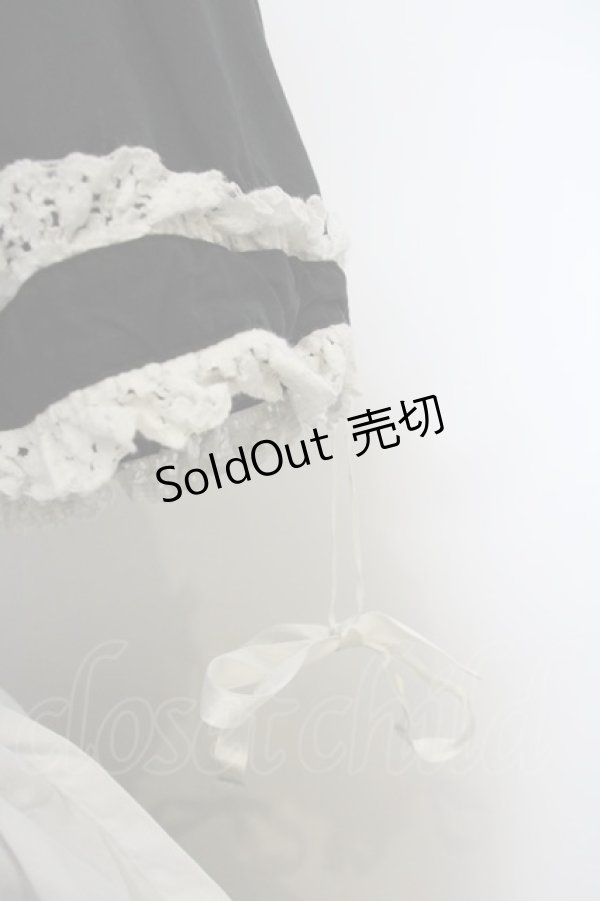 画像4: metamorphose / アリスワンピースセット - クロ×シロ O-23-11-27-056-ME-OP-OW-OS (4)