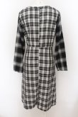 画像3: NieR Clothing / SIDE OPENブロッキングワンピース F  O-24-07-08-1023-PU-OP-SZ-ZI (3)