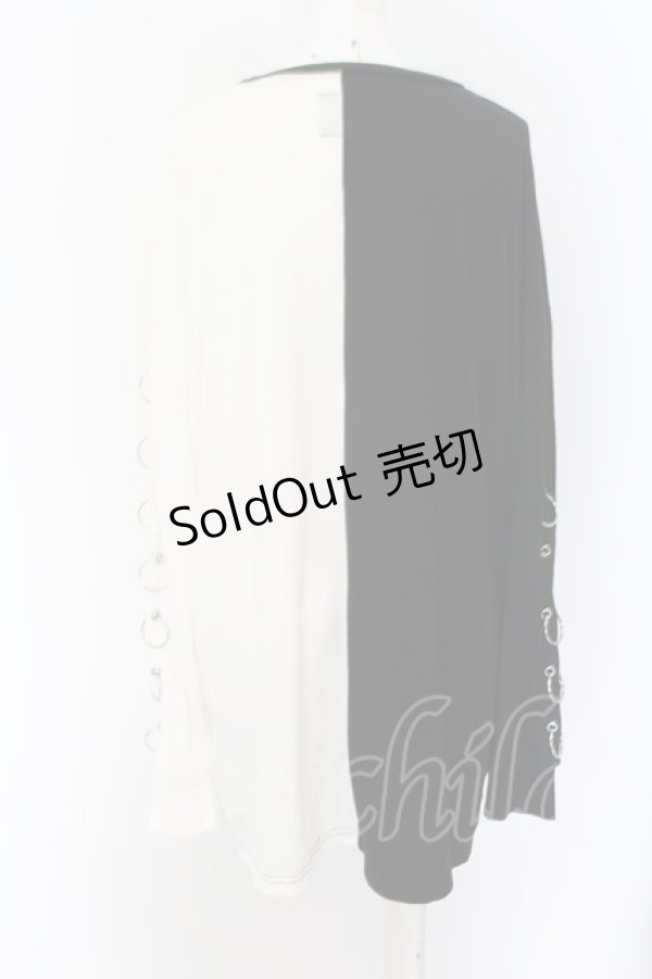 画像2: LISTEN FLAVOR / イチゴドクロ袖リング切替トップス  ブラック×ホワイト O-24-07-27-008-PU-TO-IG-ZT024 (2)
