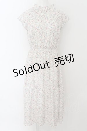 画像: axes femme / シャーリングデザインワンピース  アイボリー O-24-09-02-035-AX-OP-IG-ZT199