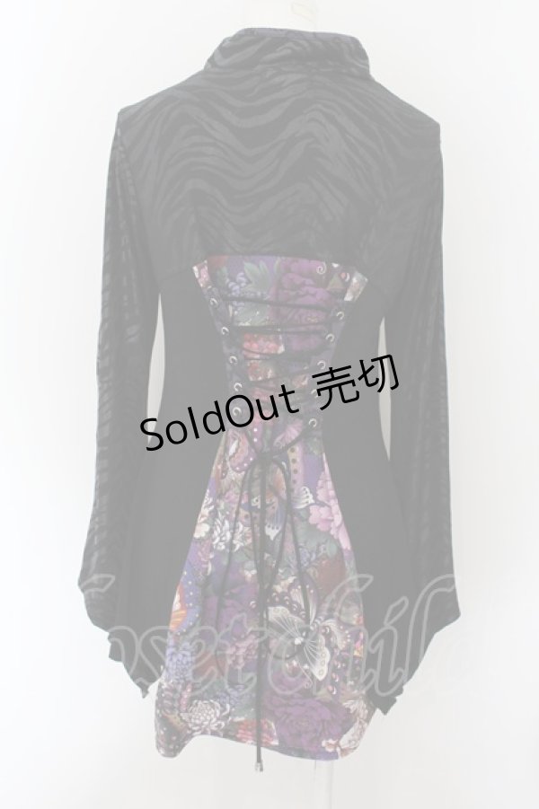 画像4: Qutie Frash / 胸開きカットソー  ブラック×パープル O-24-09-24-080-QU-TO-IG-ZI (4)